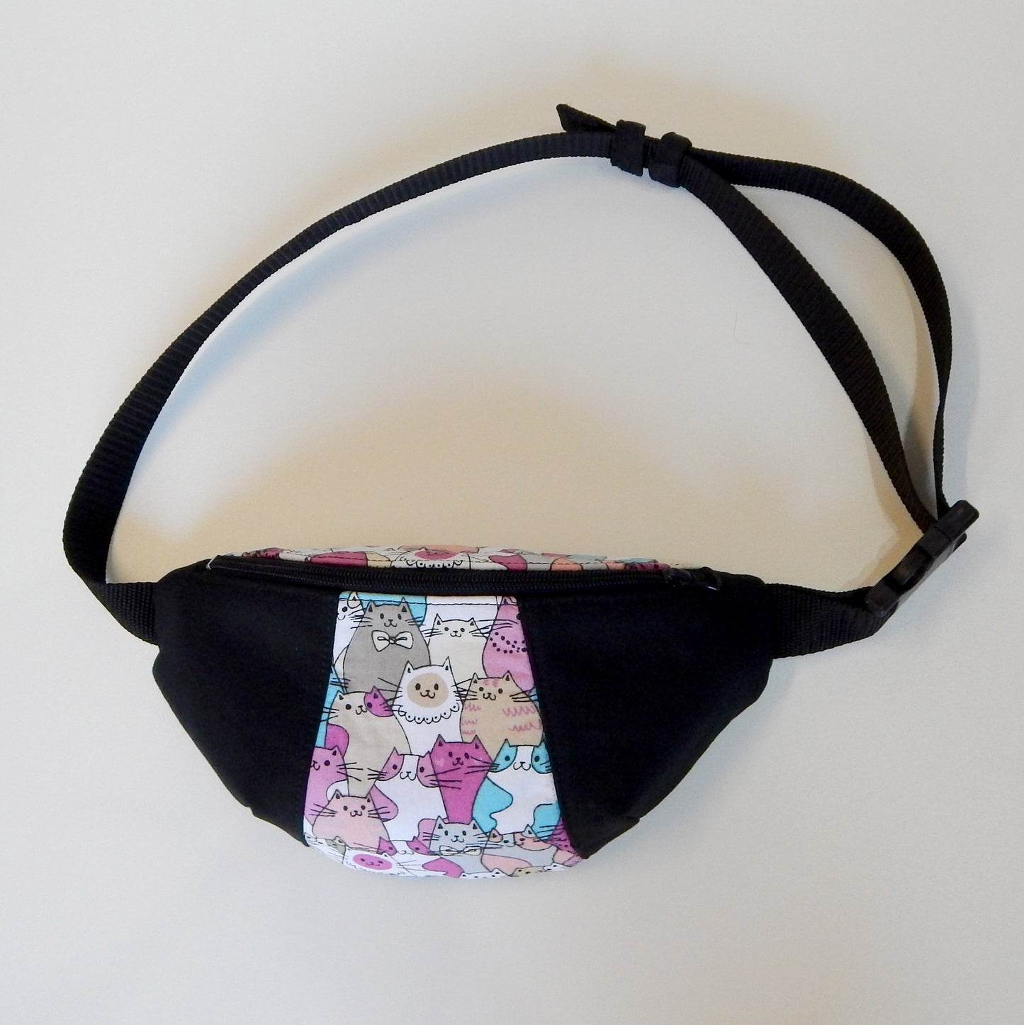 BubblePaw Hip Bag