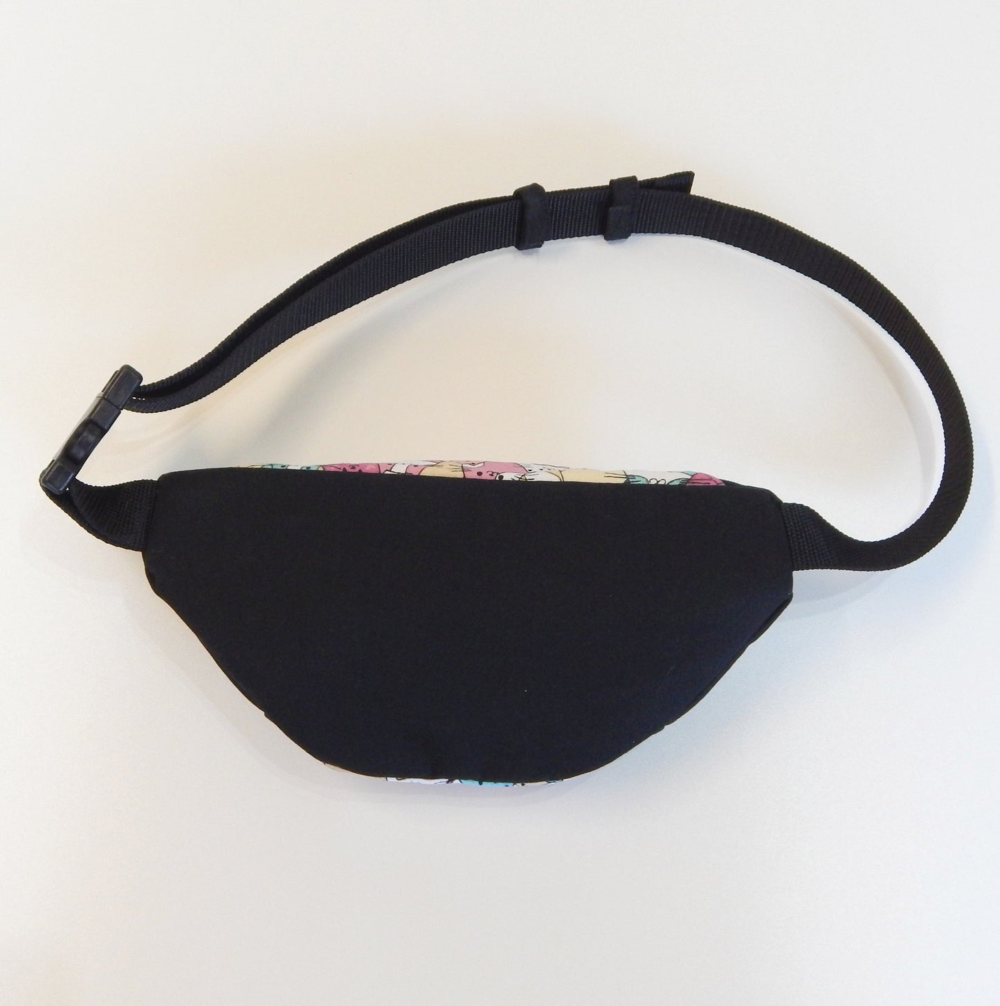 BubblePaw Hip Bag